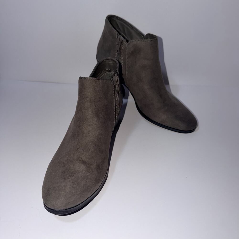 Style & Co Wileyy Hipster Booties Gray Faux Suede Side Zip Size 8.5 Biz Casual